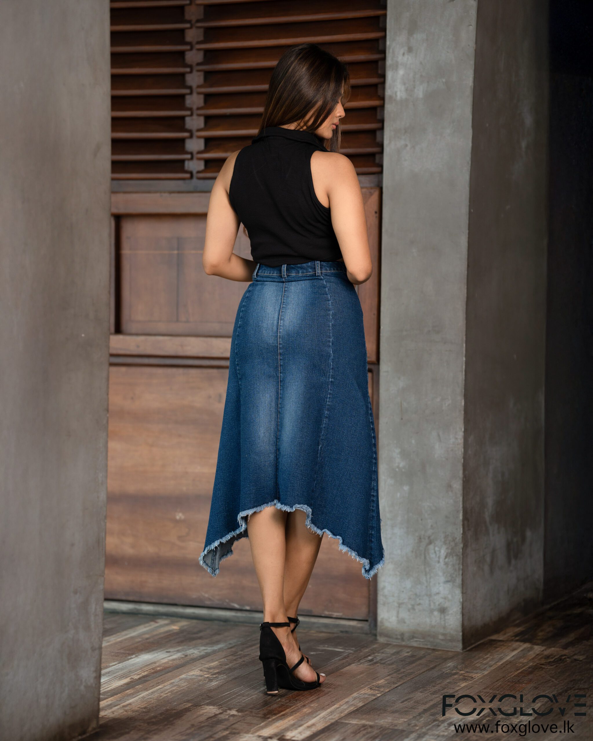 SHARK BITE DENIM SKIRT - Image 3