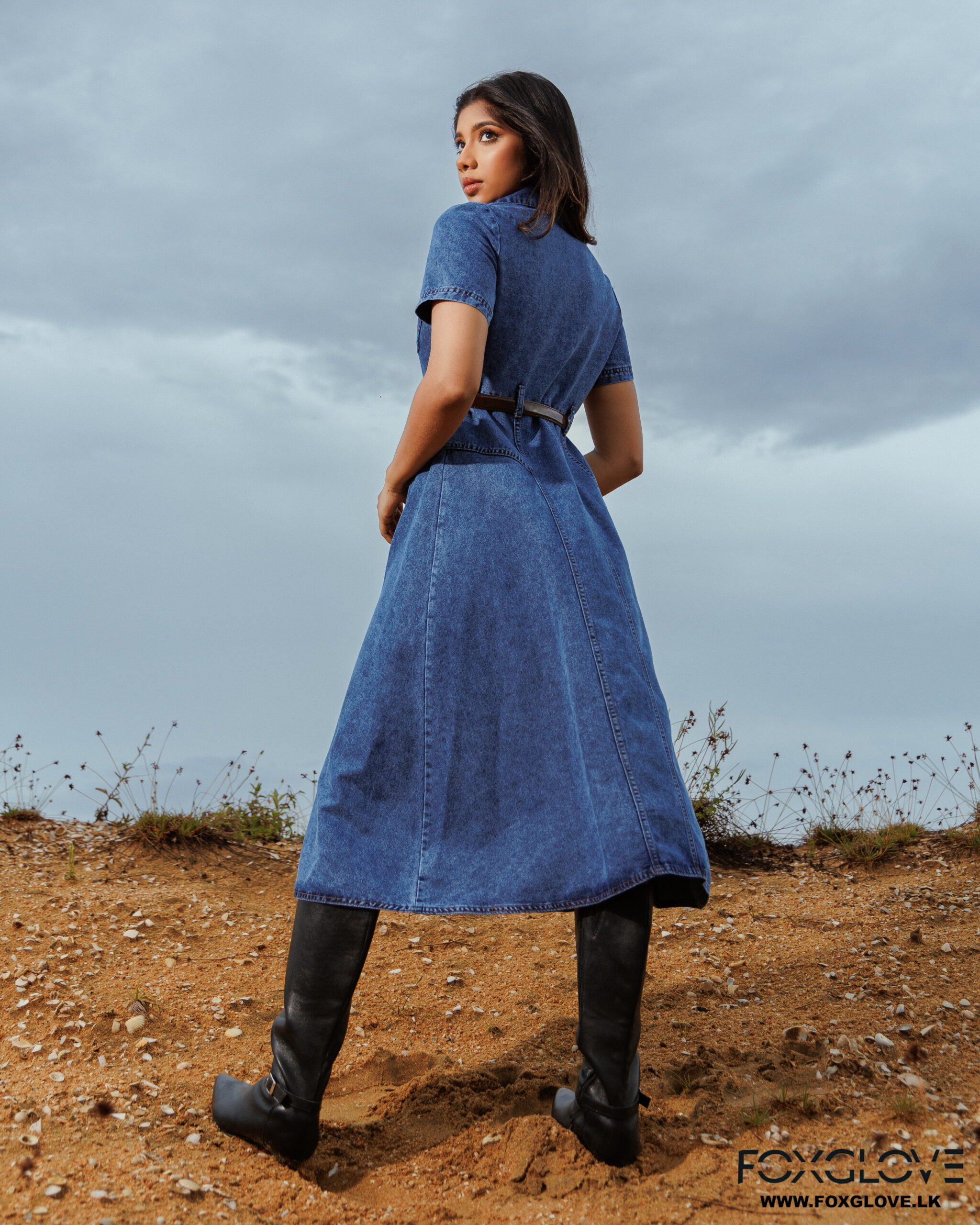 LAPEL COLLARD BUTTON DOWN DENIM DRESS