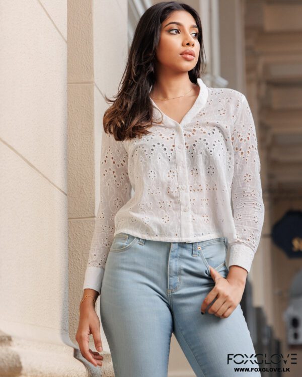 FRENCH COLLAR EMBROIDERED LONG SLEEVES BLOUSE