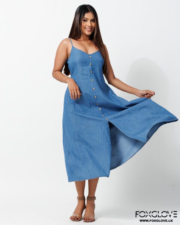 SLIT CRUSH LIGHT CHAMBRAY DRESS