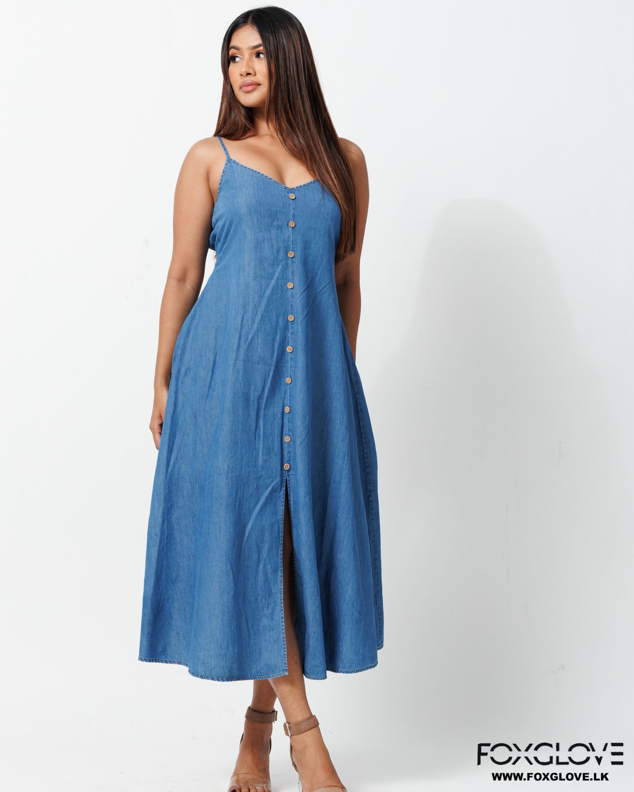 SLIT CRUSH LIGHT CHAMBRAY DRESS