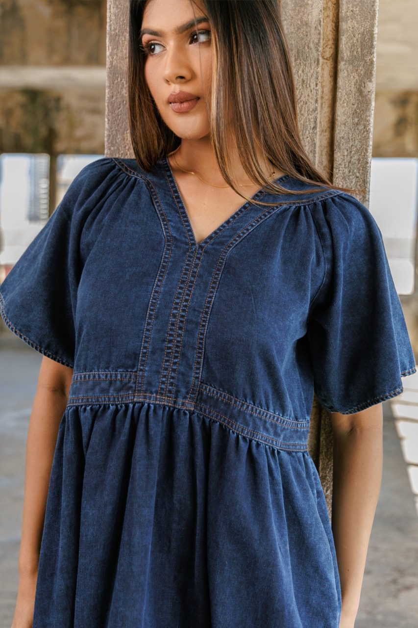 BLUE LYDIA S/S DENIM MIDI DRESS WITH FRONT DETAILS