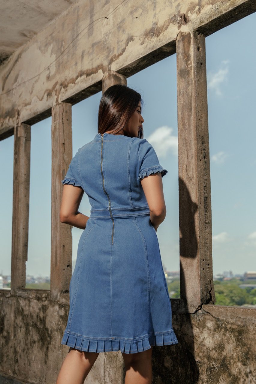 PLEATED HEM DETAILED DENIM DRESS - Image 2