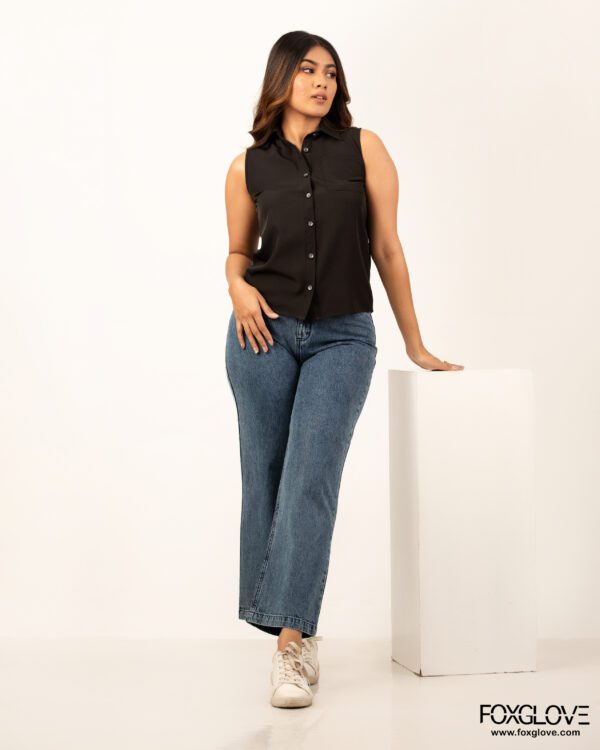 SLEEVELESS OFFICE BLOUSE - Image 3