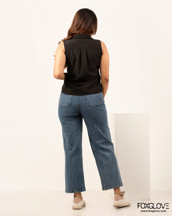 SLEEVELESS OFFICE BLOUSE - Image 2