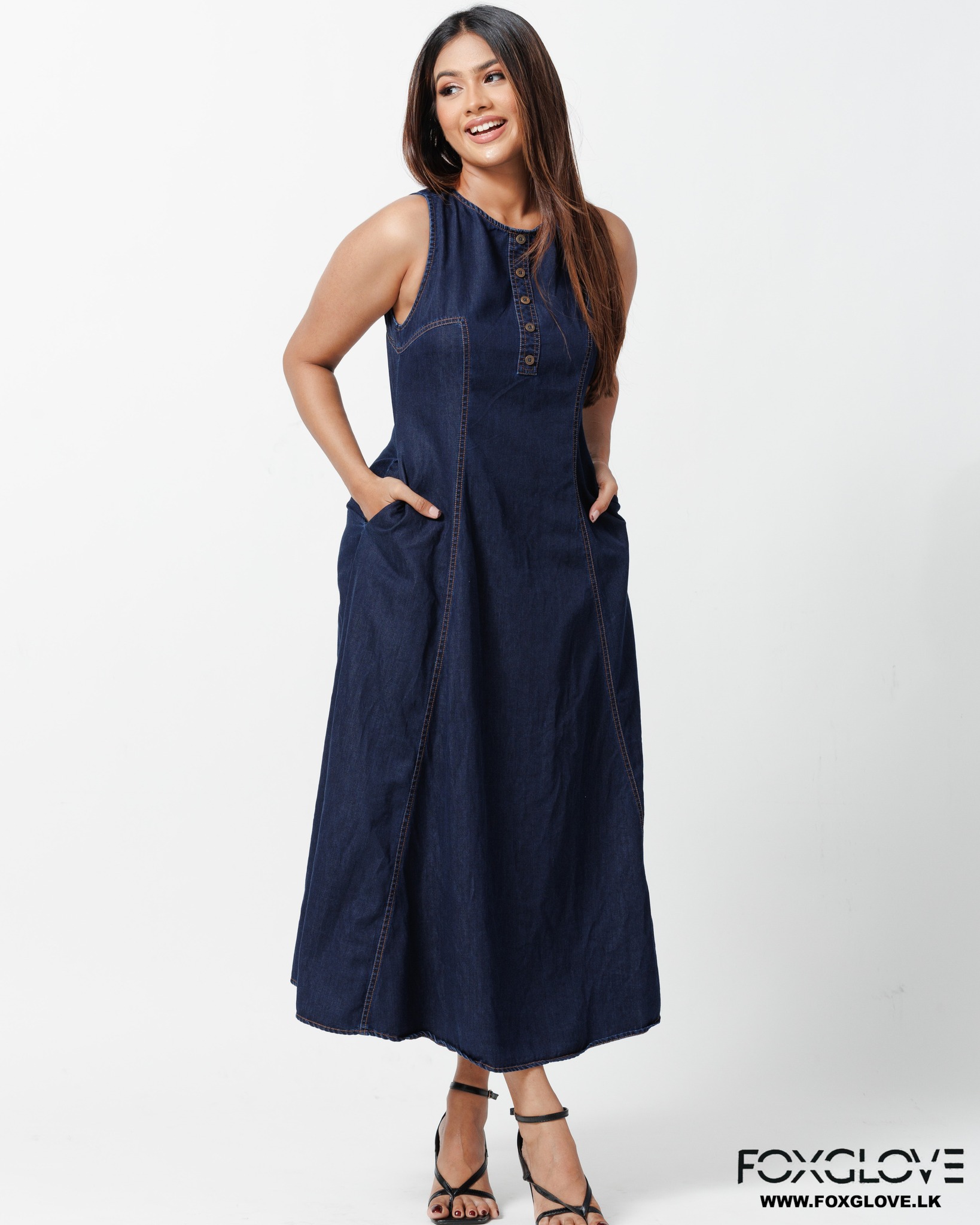 PRINCES SEAMED A-LINE CHAMBRAY DRESS - Image 3