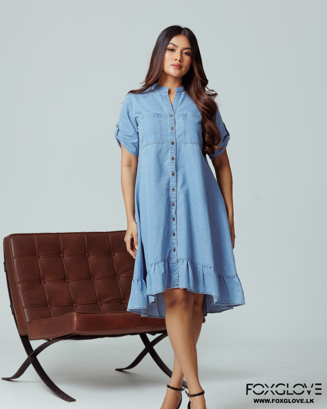 YUMI BLUE RELAXED FIT CHAMBRAY HI-LOW DRESS - Image 2