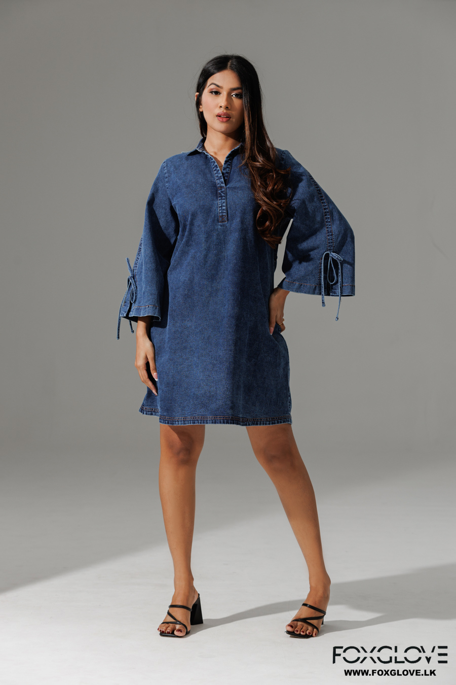 HORIZON DARK WASH DENIM SHORT DRESS - Image 4