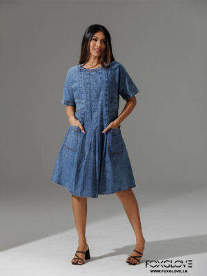 FRONT LARGE POCKETED DENIM DRESS